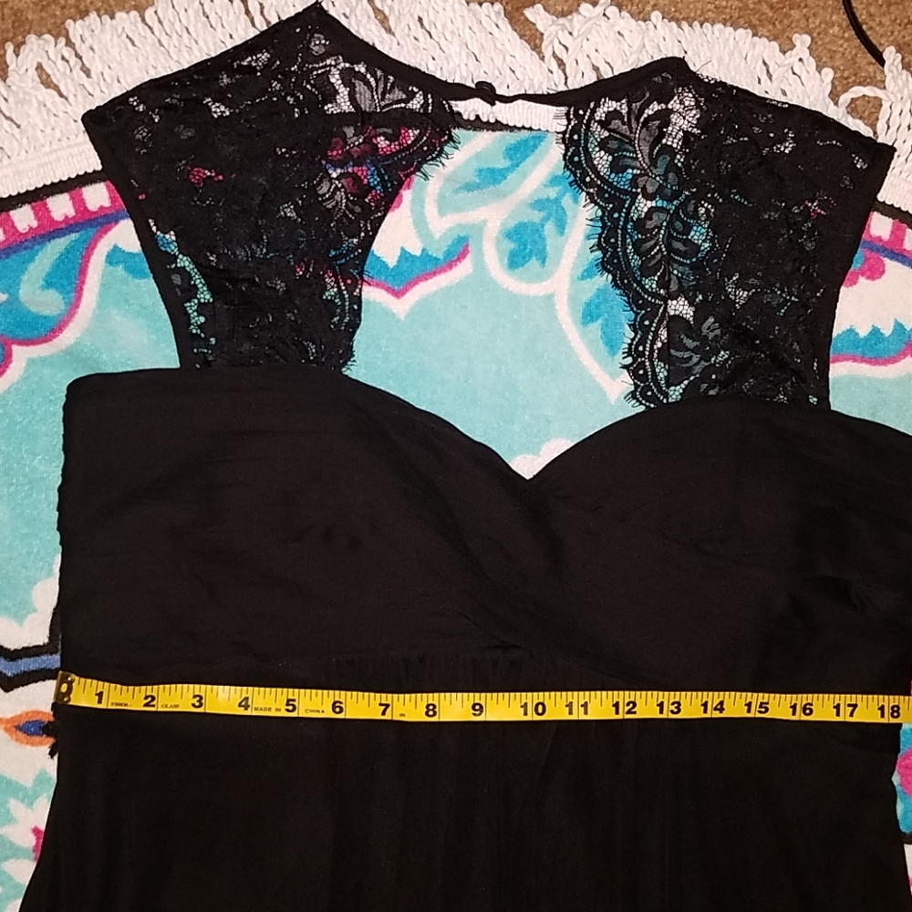 EVA FORMAL DRESS - Picture 2 of 8